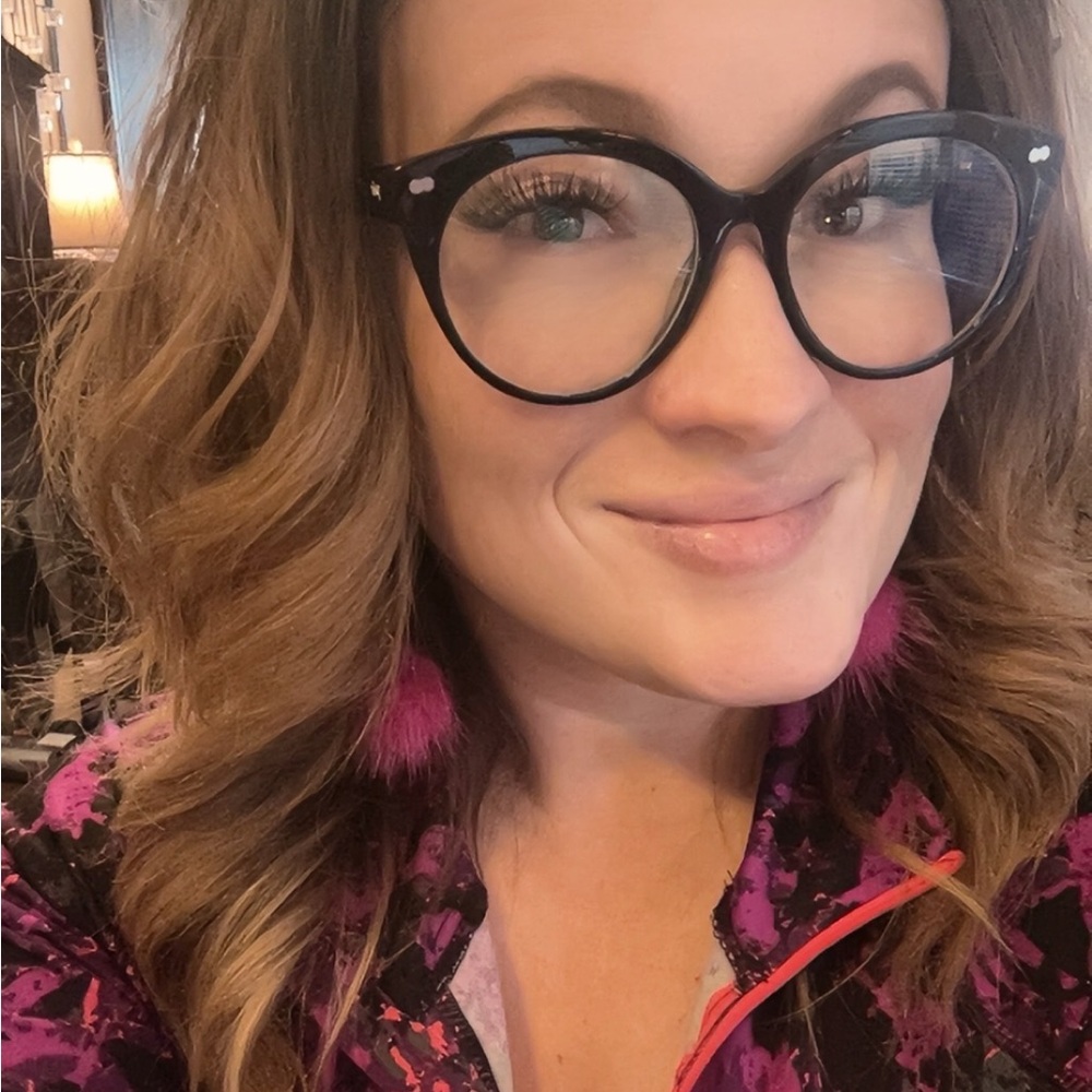 Meet your Posher, Celisa